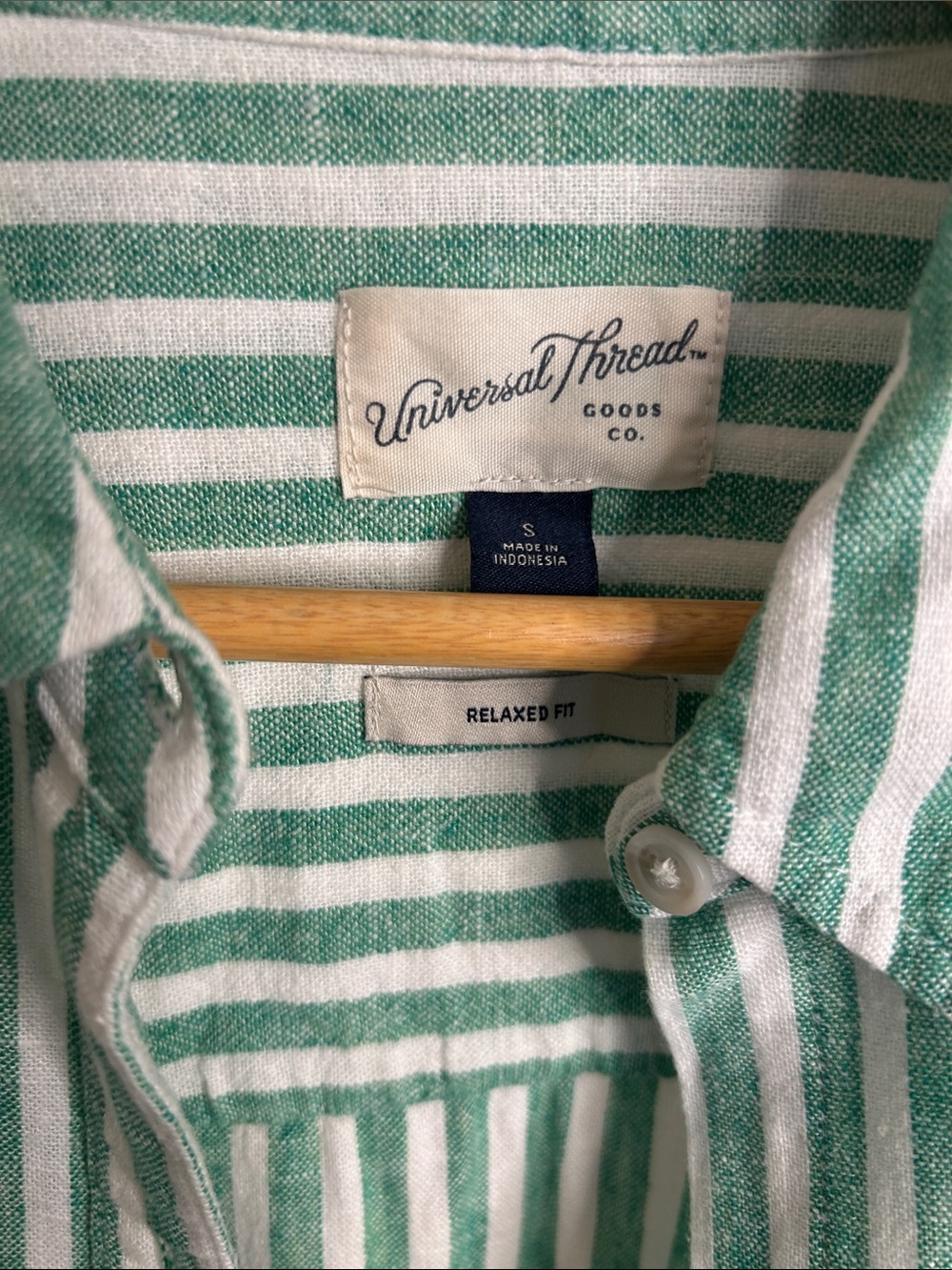 Universal Thread Green and White Striped Relaxed-Fit Shirt - Picture 2 of 9